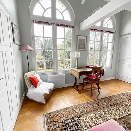 L'orangerie White-palacio Pensión